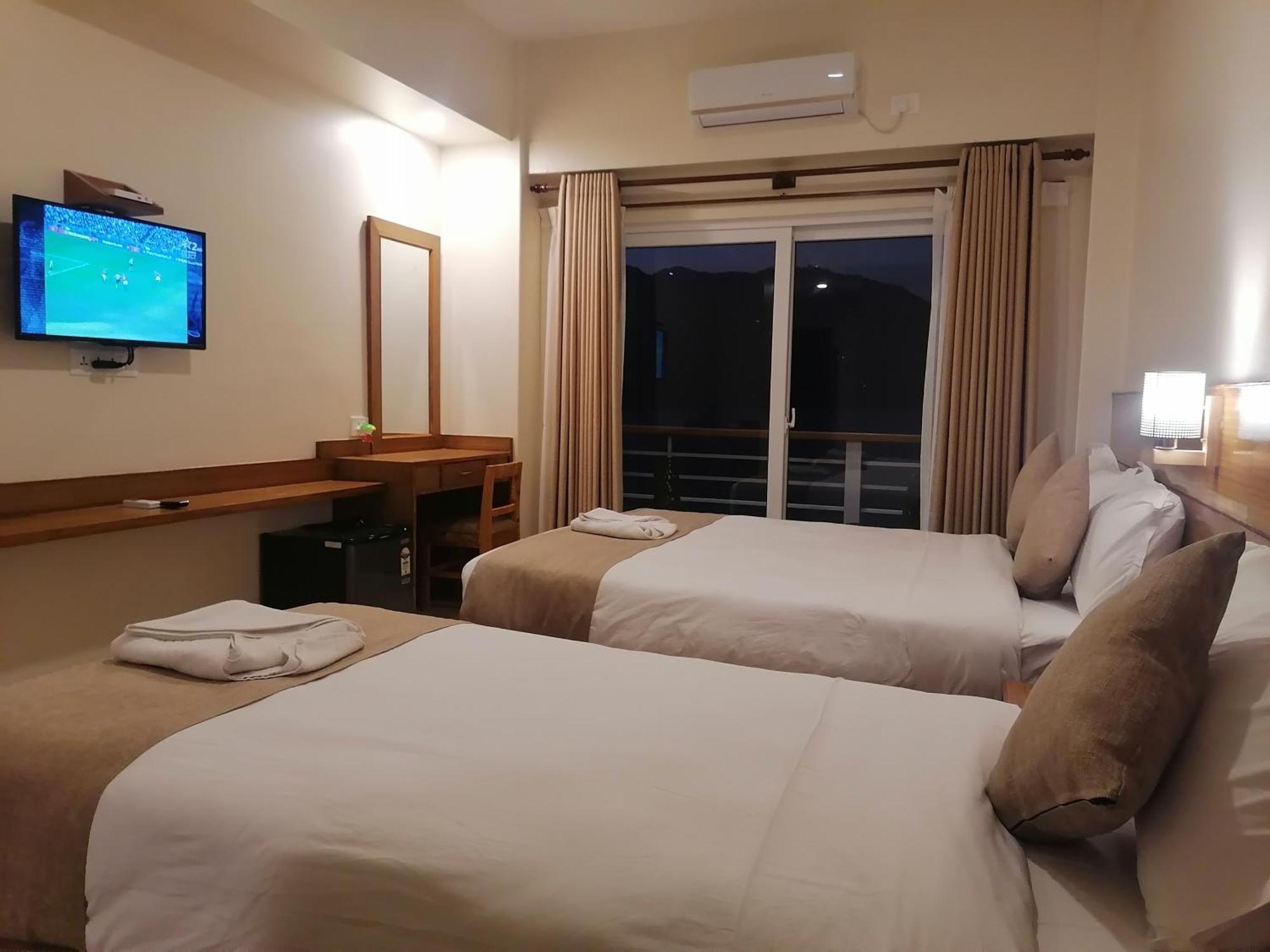 Urban Boutique Hotel Pokhara Exterior photo